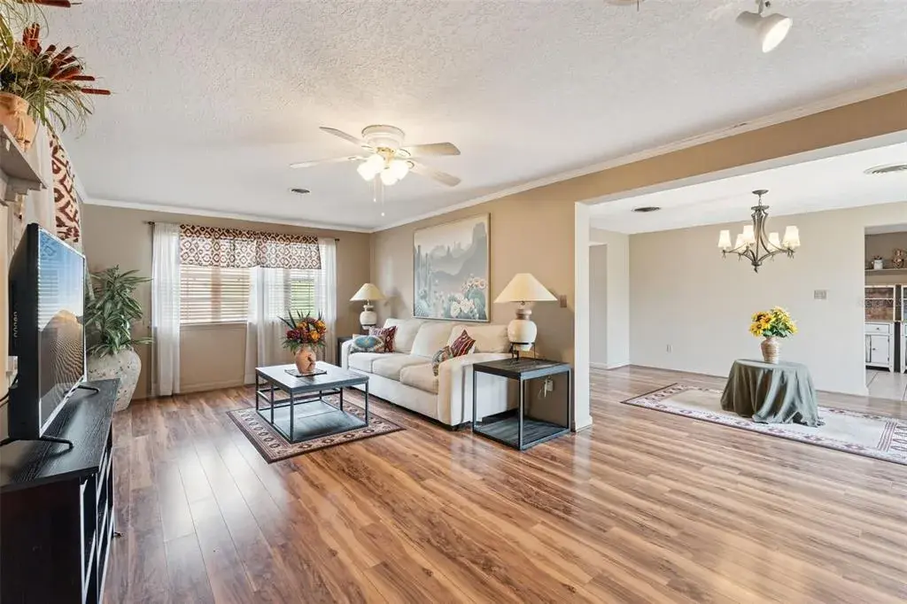 Property for sale at 17561 COUNTY ROAD 455, MONTVERDE, FL, 34756
