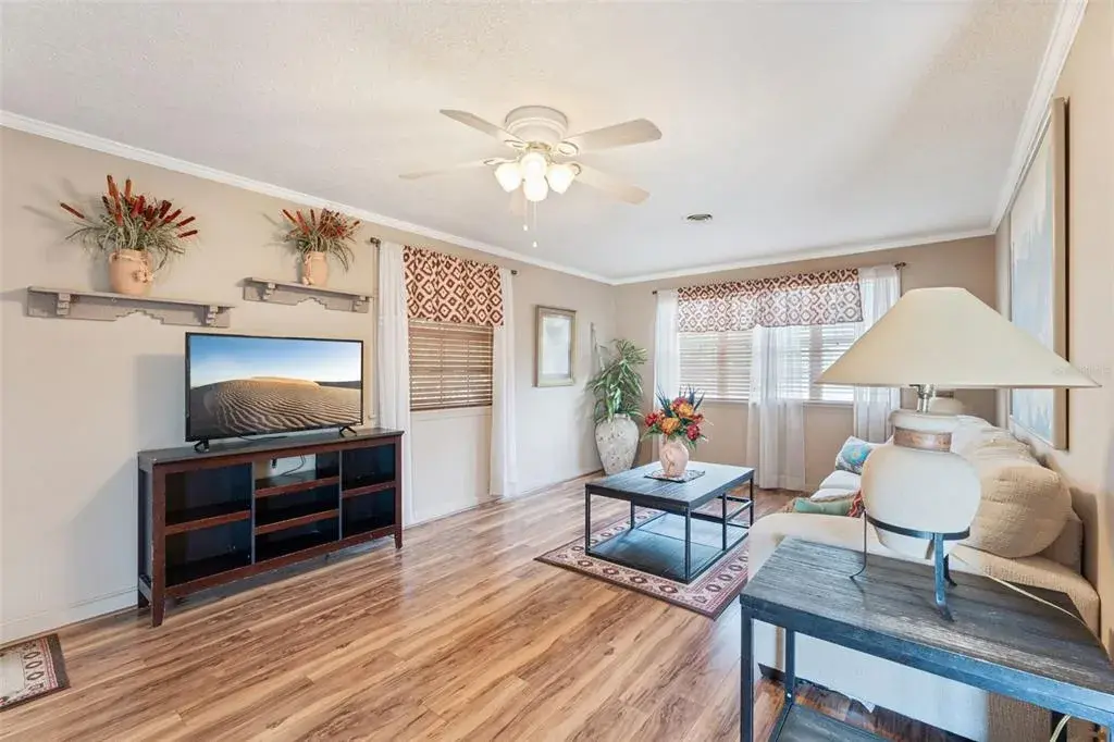 Property for sale at 17561 COUNTY ROAD 455, MONTVERDE, FL, 34756