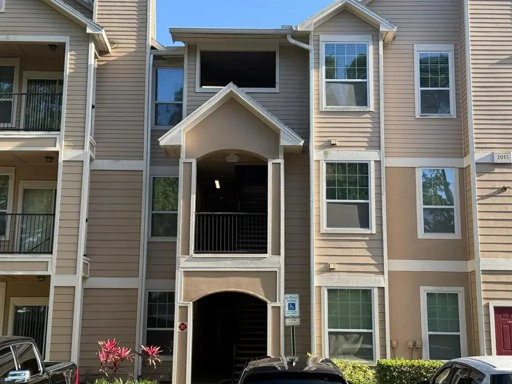 Property for sale at 2015 ERVING CIRCLE UNIT 307, OCOEE, FL, 34761
