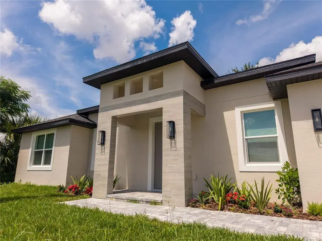 Property for sale at 17 E GENEVA STREET, OCOEE, FL, 34761
