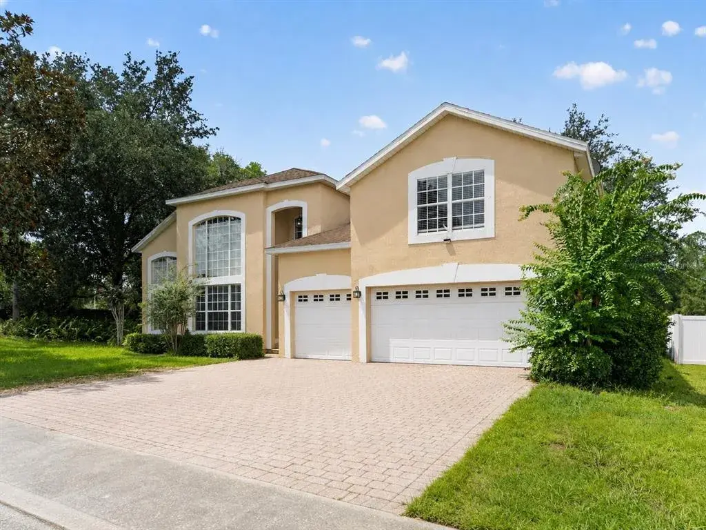 Property for sale at 2100 LAUREL BLOSSOM CIRCLE, OCOEE, FL, 34761