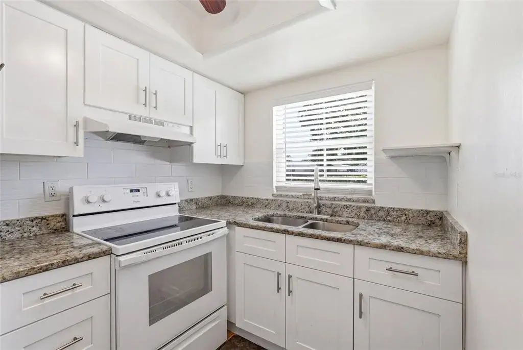 Property for sale at 404 E ORLANDO AVENUE UNIT 11B, OCOEE, FL, 34761