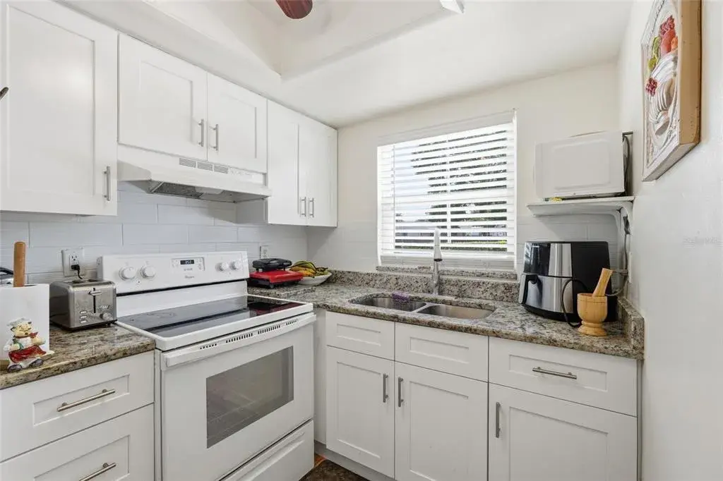 Property for sale at 404 E ORLANDO AVENUE UNIT 11B, OCOEE, FL, 34761