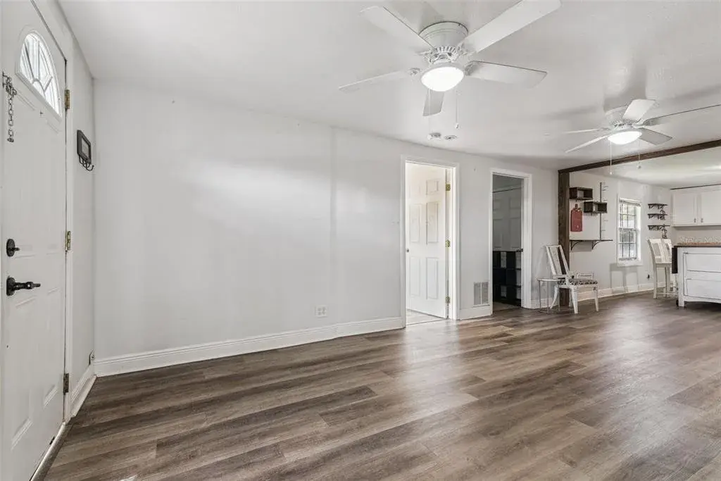 Property for sale at 650 S LAKEWOOD AVENUE, OCOEE, FL, 34761