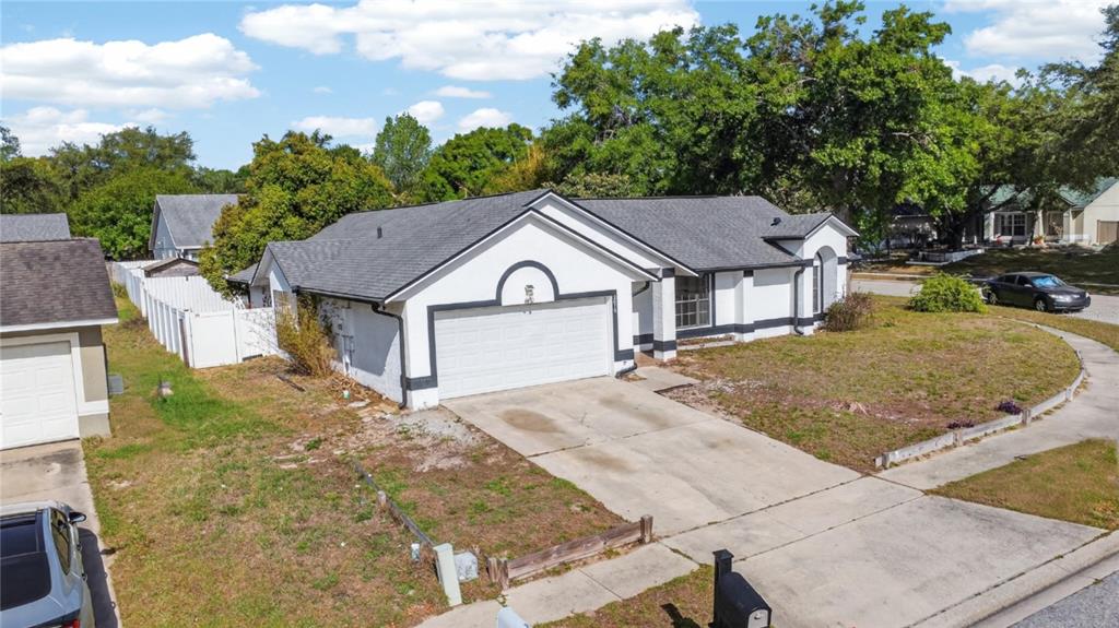 2075 Hedgerow Circle, Ocoee, FL, 34761