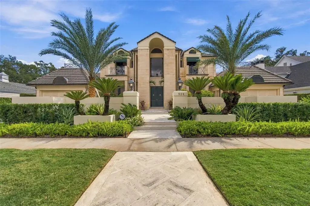 Property for sale at 924 S GOLF VIEW STREET, TAMPA, FL, 33629
