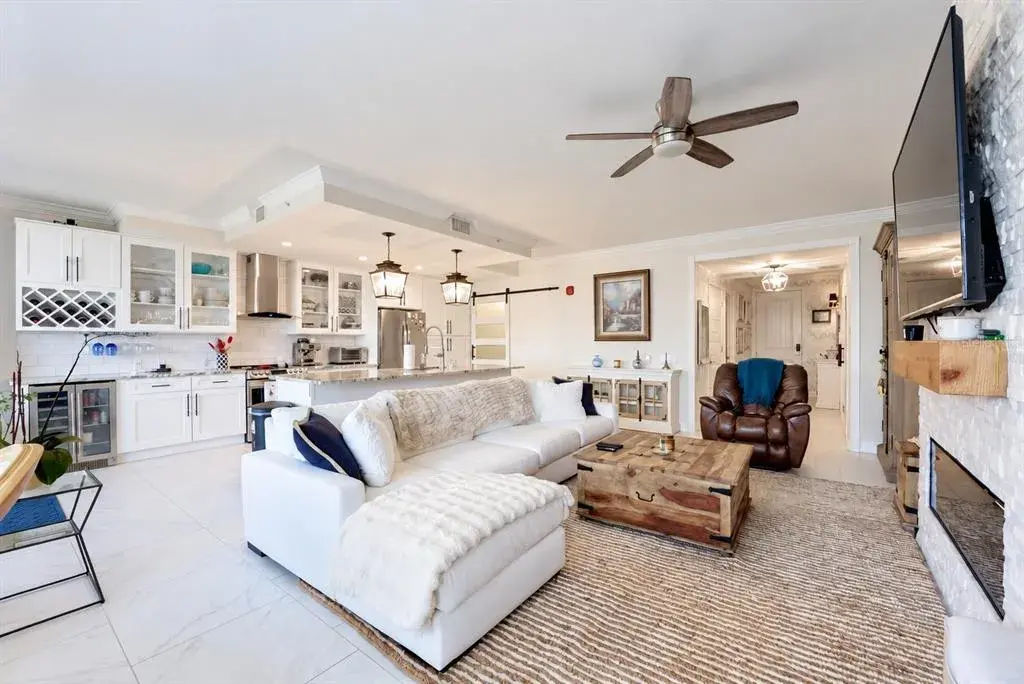 Property for sale at 16300 COUNTY ROAD 455 UNIT 406, MONTVERDE, FL, 34756