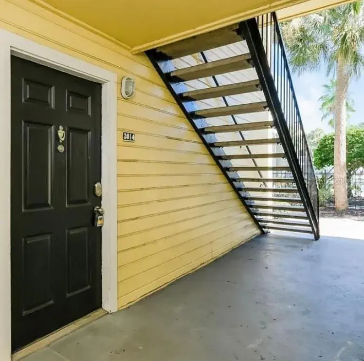 Property for sale at 1055 S HIAWASSEE ROAD UNIT 2014, ORLANDO, FL, 32835