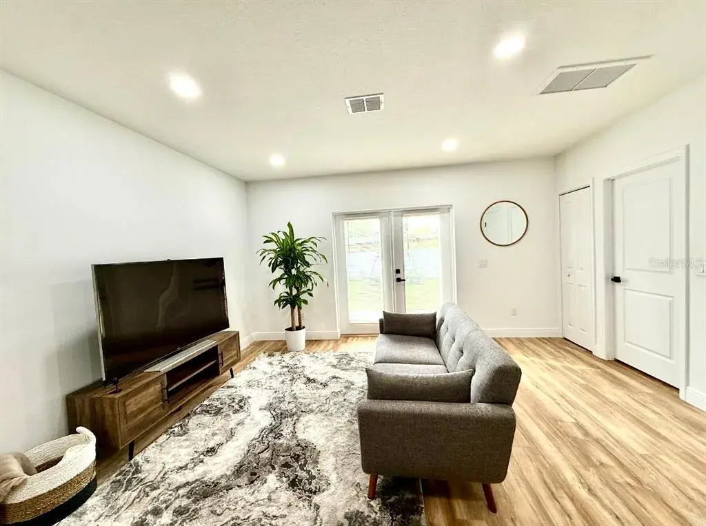 Property for sale at 8110 N GREENWOOD AVENUE, TAMPA, FL, 33604