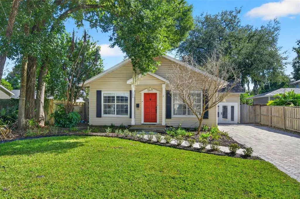 Property for sale at 1209 CLOUSER AVENUE, ORLANDO, FL, 32804