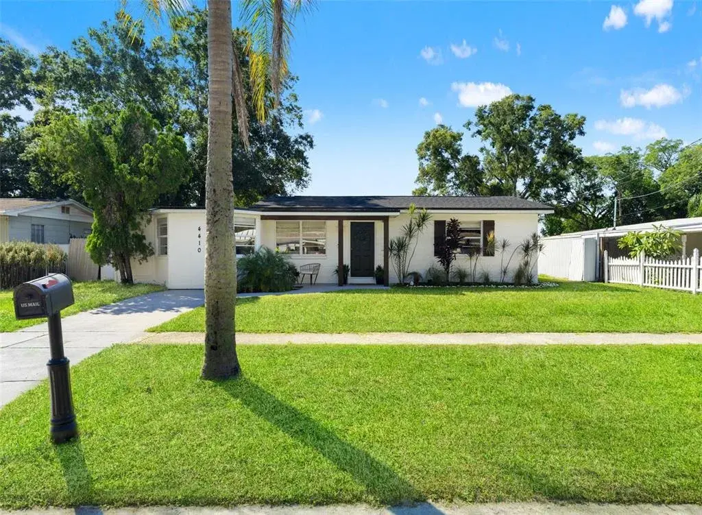 Property for sale at 4410 W IOWA AVENUE, TAMPA, FL, 33616