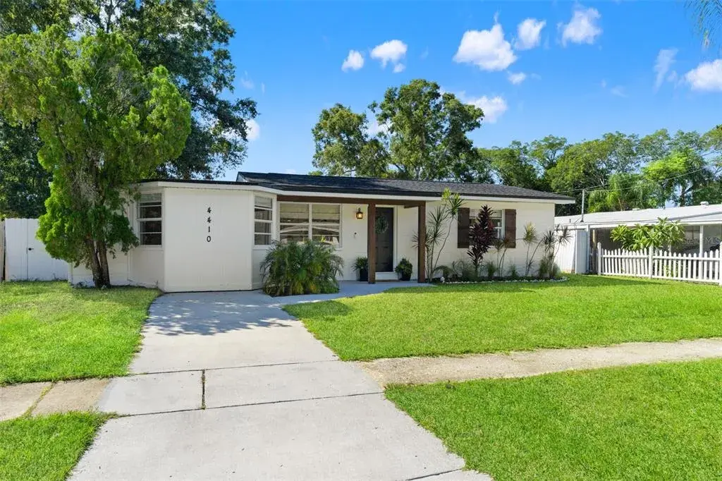 Property for sale at 4410 W IOWA AVENUE, TAMPA, FL, 33616
