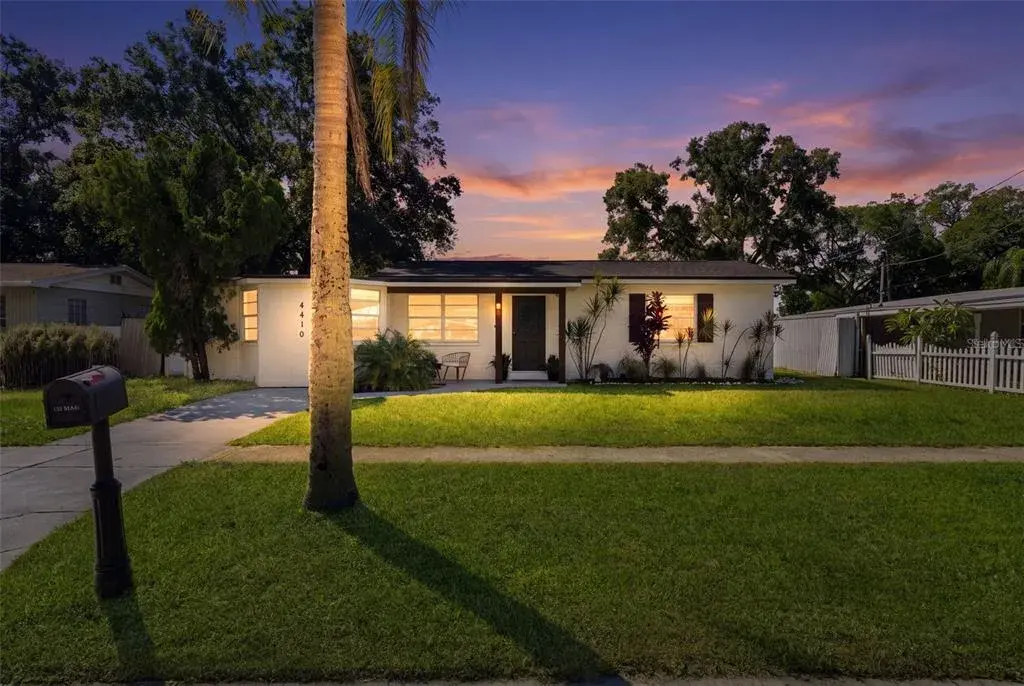 Property for sale at 4410 W IOWA AVENUE, TAMPA, FL, 33616