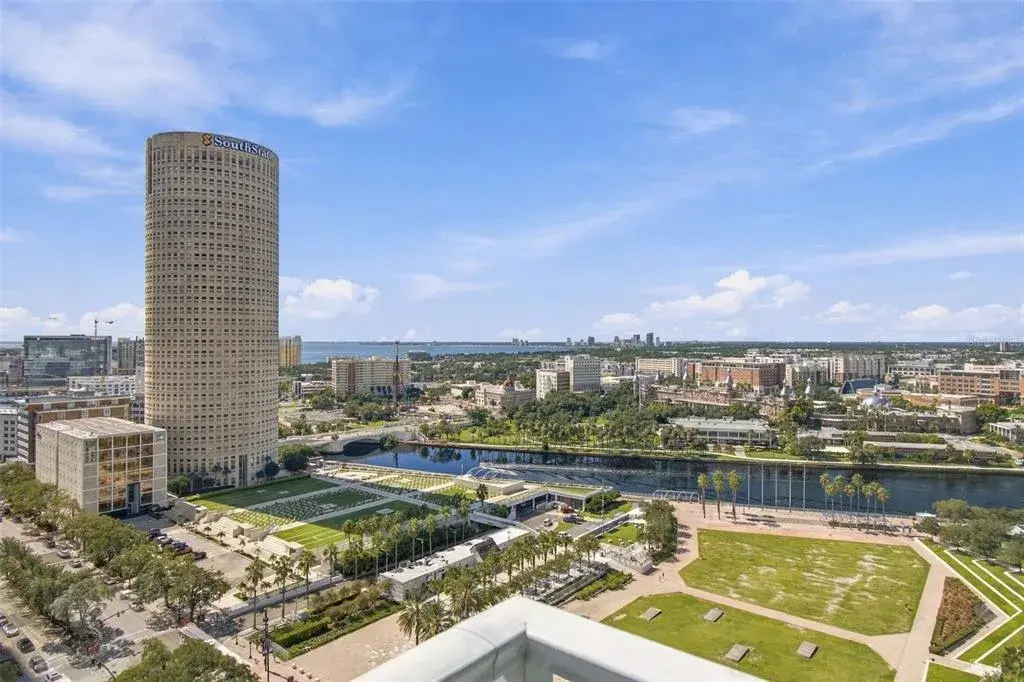 Property for sale at 777 N ASHLEY DRIVE UNIT 1704, TAMPA, FL, 33602