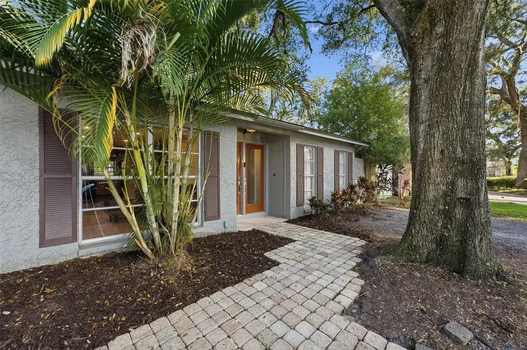 Property for sale at 9627 HIDDEN OAKS CIRCLE, TAMPA, FL, 33612
