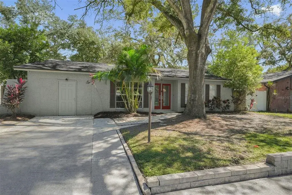 Property for sale at 9627 HIDDEN OAKS CIRCLE, TAMPA, FL, 33612