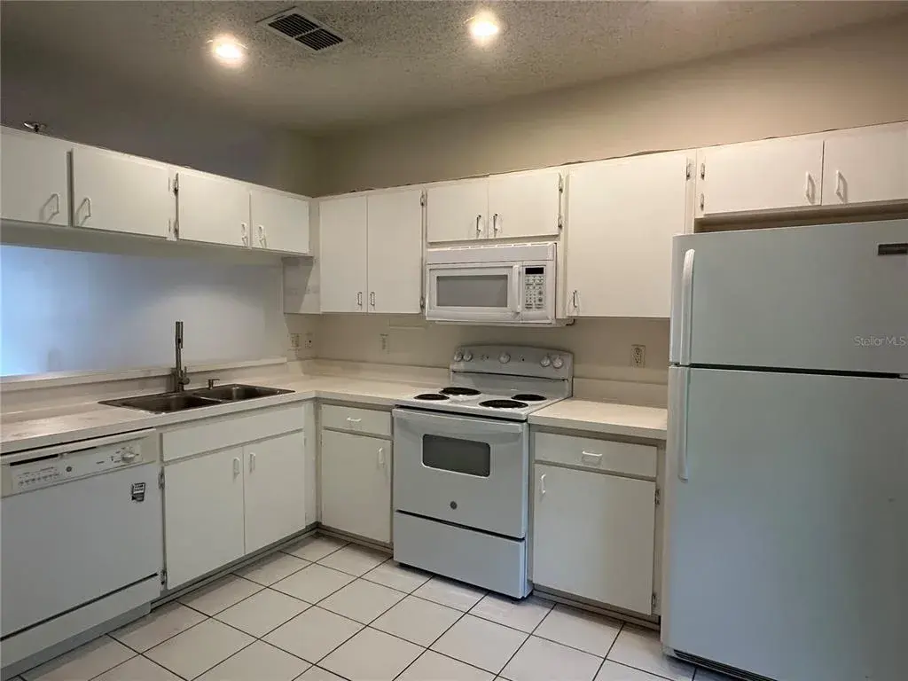 Property for sale at 8627 HUNTERS KEY CIRCLE, TAMPA, FL, 33647