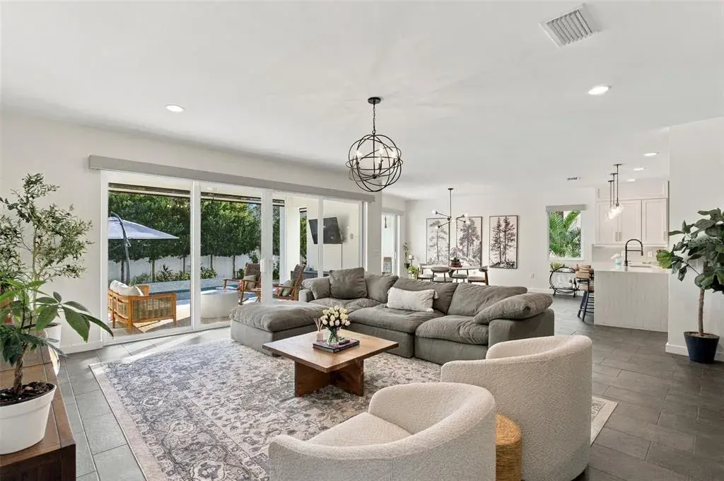 Property for sale at 4418 W KENSINGTON AVENUE, TAMPA, FL, 33629