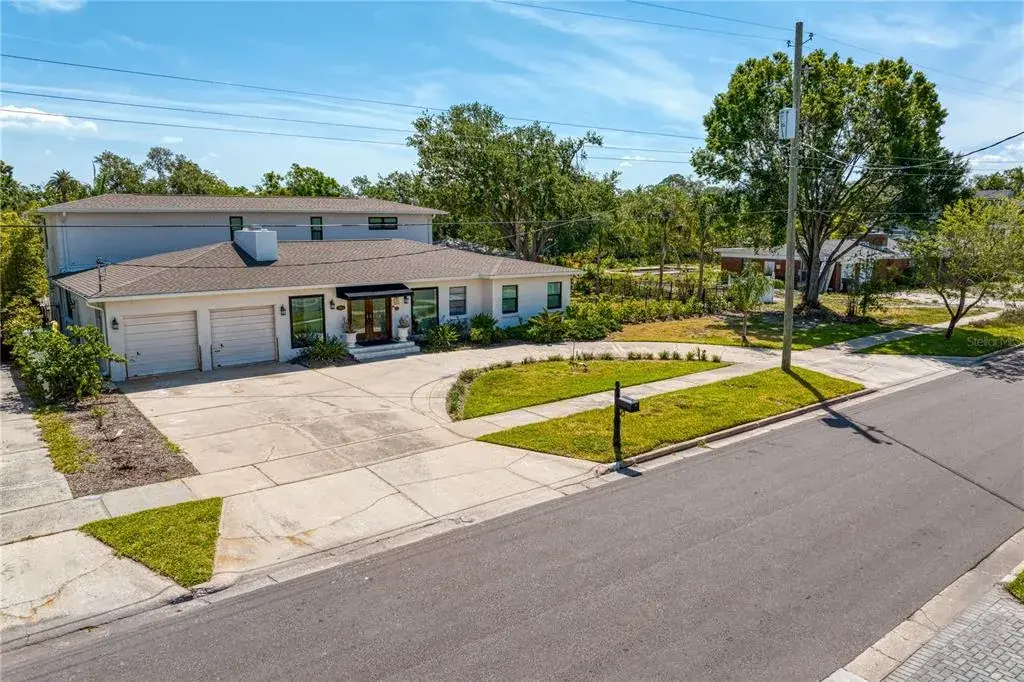 Property for sale at 2614 S DUNDEE STREET, TAMPA, FL, 33629