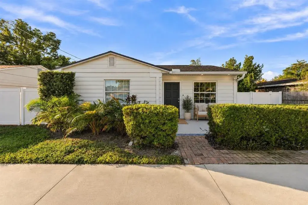 Property for sale at 3606 W BAY TO BAY BOULEVARD, TAMPA, FL, 33629