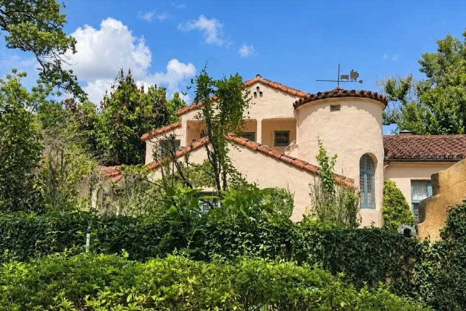 Property for sale at 617 N INTERLACHEN AVENUE, WINTER PARK, FL, 32789