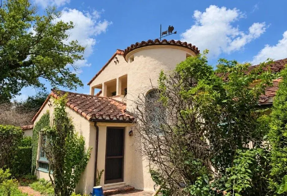 Property for sale at 617 N INTERLACHEN AVENUE, WINTER PARK, FL, 32789