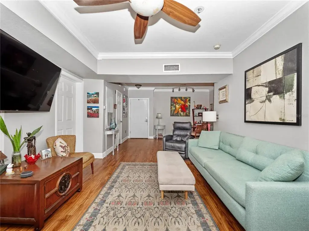 Property for sale at 204 E SOUTH STREET UNIT 2052, ORLANDO, FL, 32801