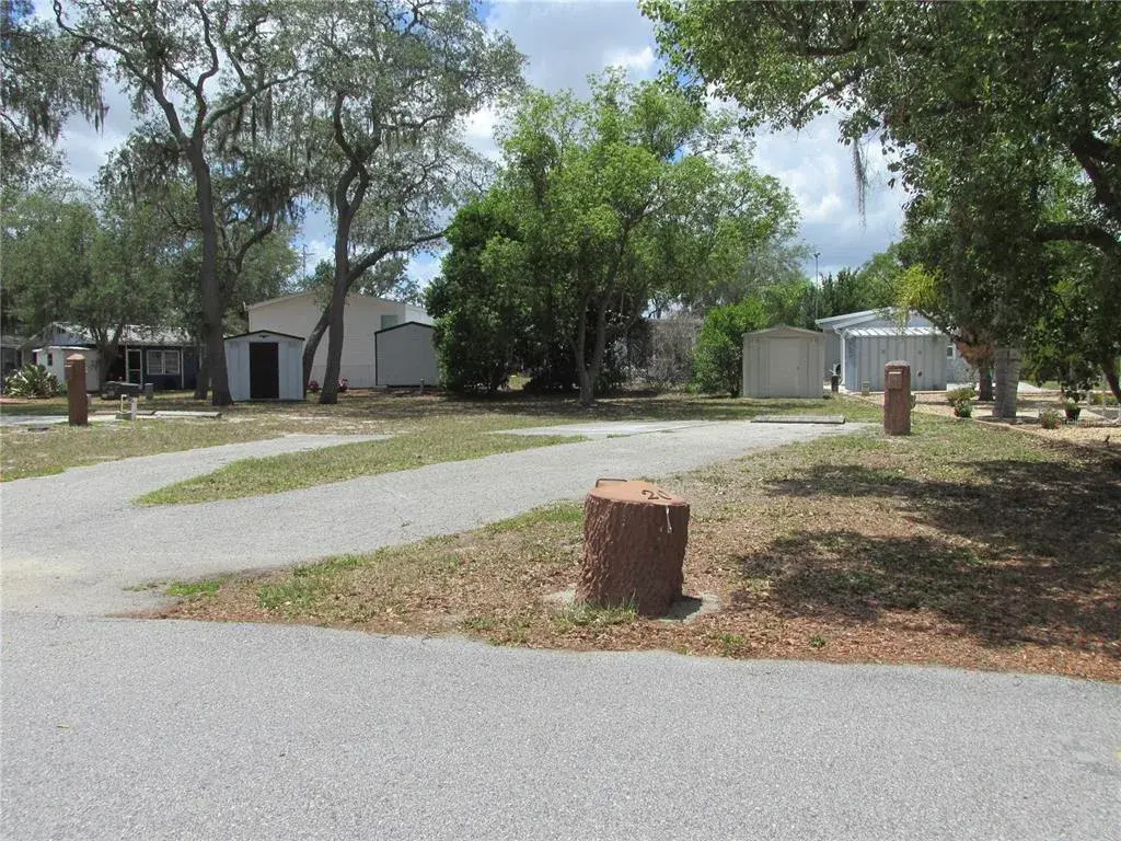 Property for sale at 20 SILVER DOCTOR LANE, LAKE WALES, FL, 33898