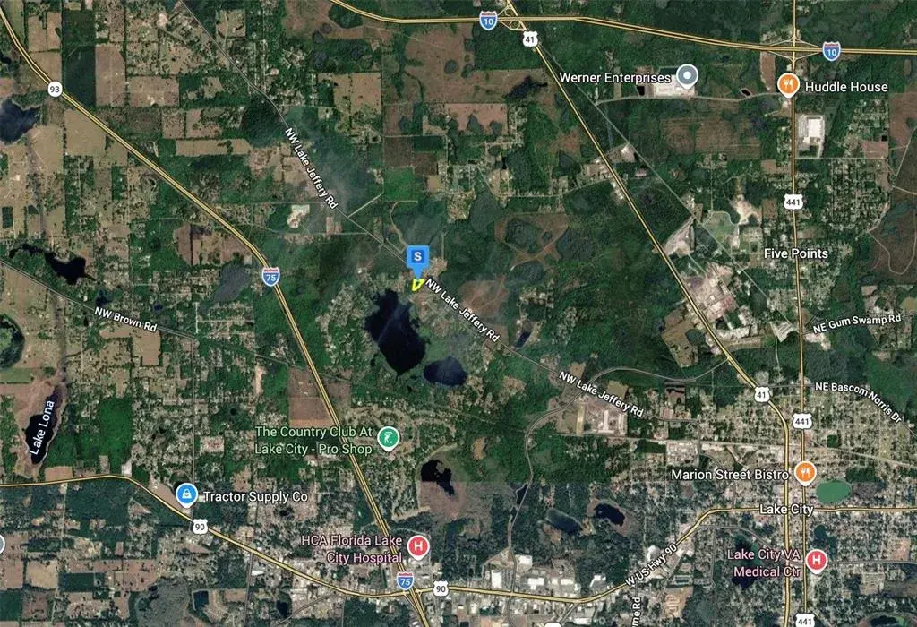 Property for sale at 200 NW SCENIC LAKE DRIVE, LAKE CITY, FL, 32055