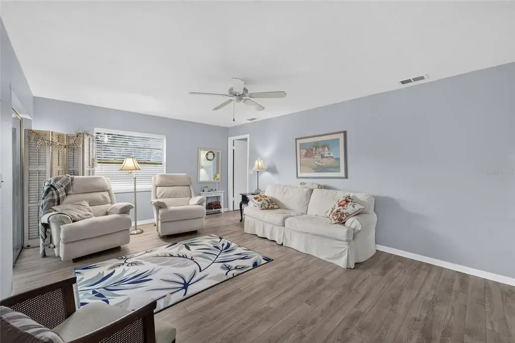Property for sale at 1607 HOVINGTON CIRCLE UNIT 229, SUN CITY CENTER, FL, 33573