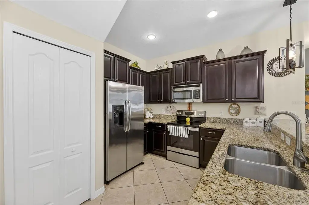 Property for sale at 20041 SATIN LEAF AVENUE, TAMPA, FL, 33647