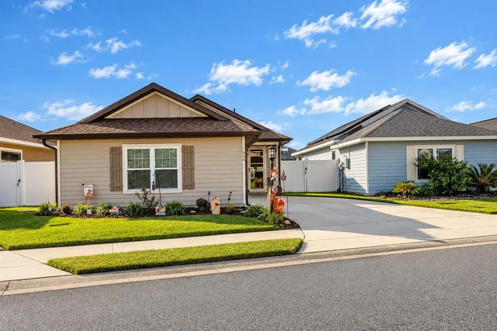 Property for sale at 1800 SW 246TH DRIVE, NEWBERRY, FL, 32669