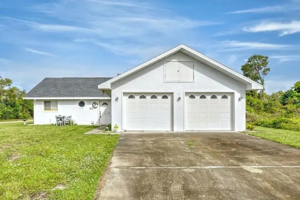 Property for sale at 450 ROSE LN, LAKE PLACID, FL, 33852