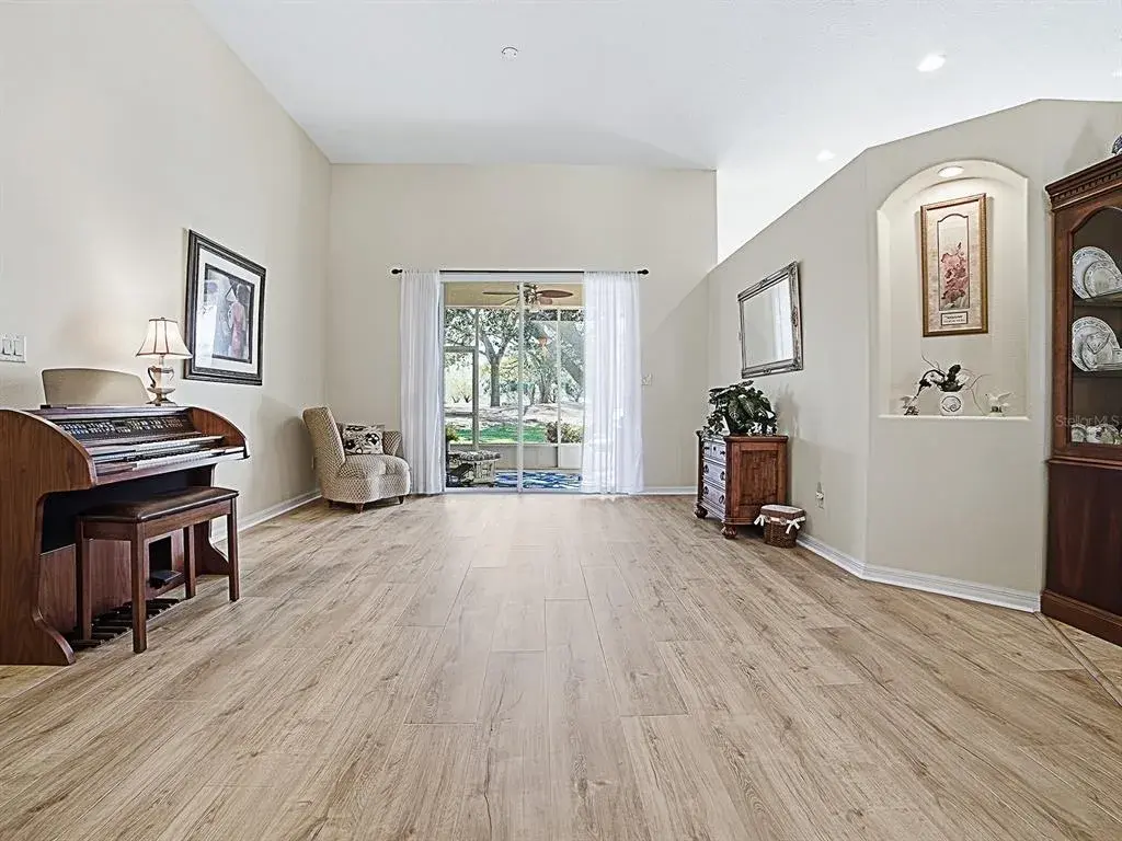 Living Room - 14X19 - views of the Lanai and Golf Course.