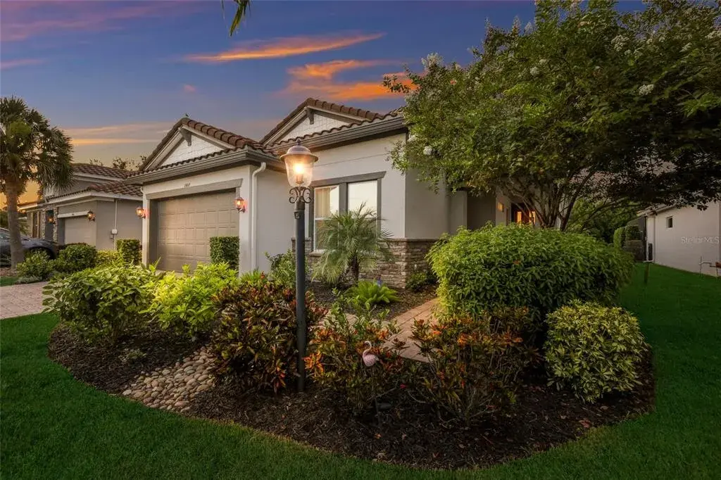 Property for sale at 13807 AMERICAN PRAIRIE PLACE, LAKEWOOD RANCH, FL, 34211