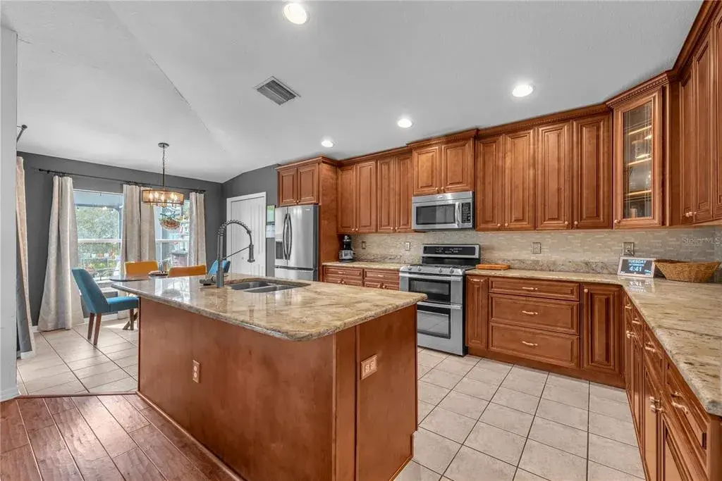 Property for sale at 16316 BRIDGEGLADE LANE, LITHIA, FL, 33547