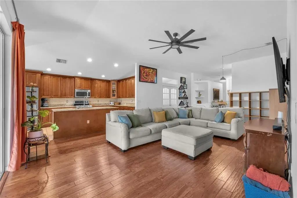 Property for sale at 16316 BRIDGEGLADE LANE, LITHIA, FL, 33547