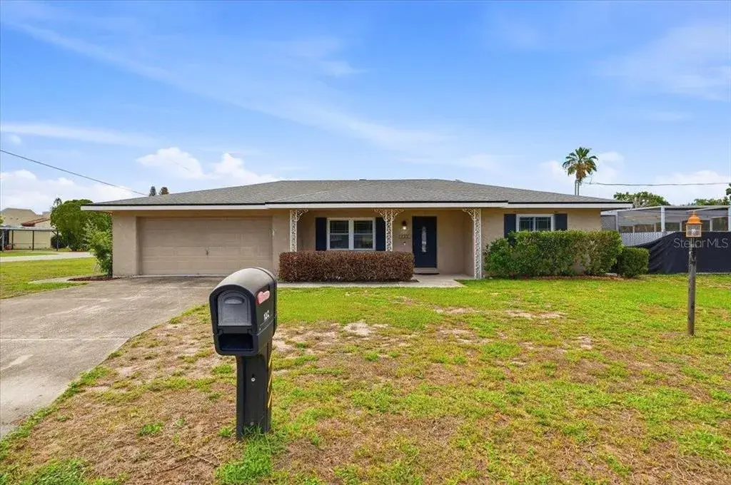 Property for sale at 132 DUVAL ROAD, WINTER HAVEN, FL, 33884