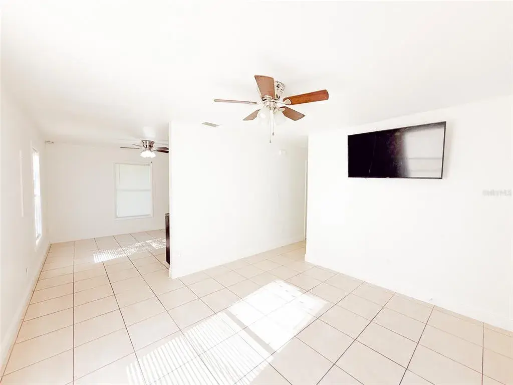 Property for sale at 407 W BELLA VISTA STREET, LAKELAND, FL, 33805