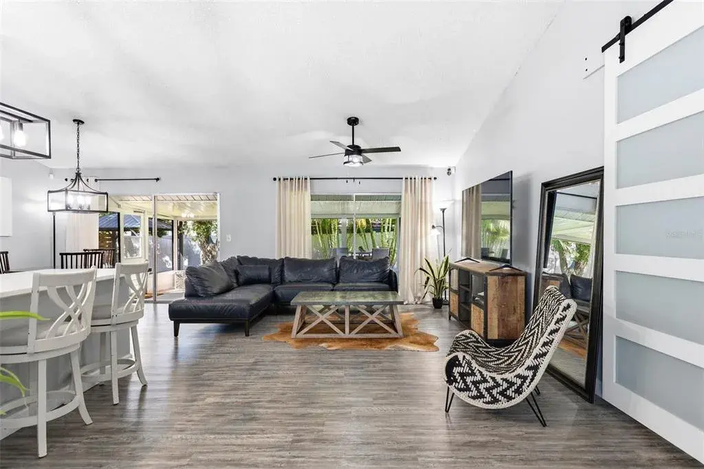 Property for sale at 724 GLENGARY LN, PALM HARBOR, FL, 34683