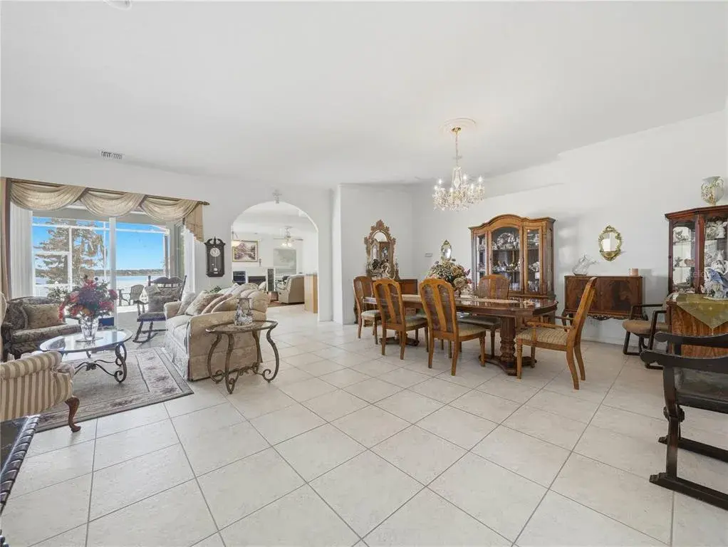 Property for sale at 118 W JULIANA WAY, AUBURNDALE, FL, 33823
