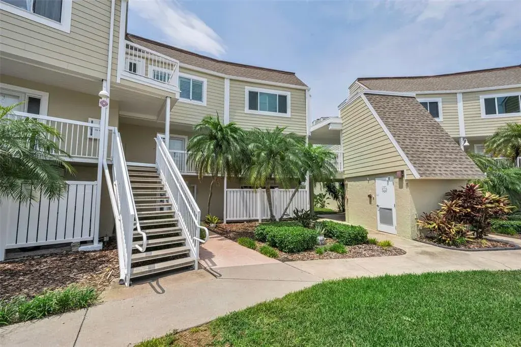 Property for sale at 433 S PAULA DRIVE UNIT 32, DUNEDIN, FL, 34698