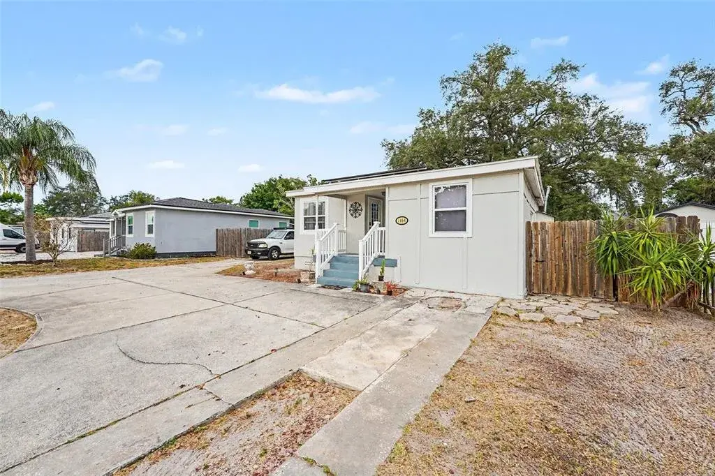 Property for sale at 1464 DRUID ROAD E, CLEARWATER, FL, 33756