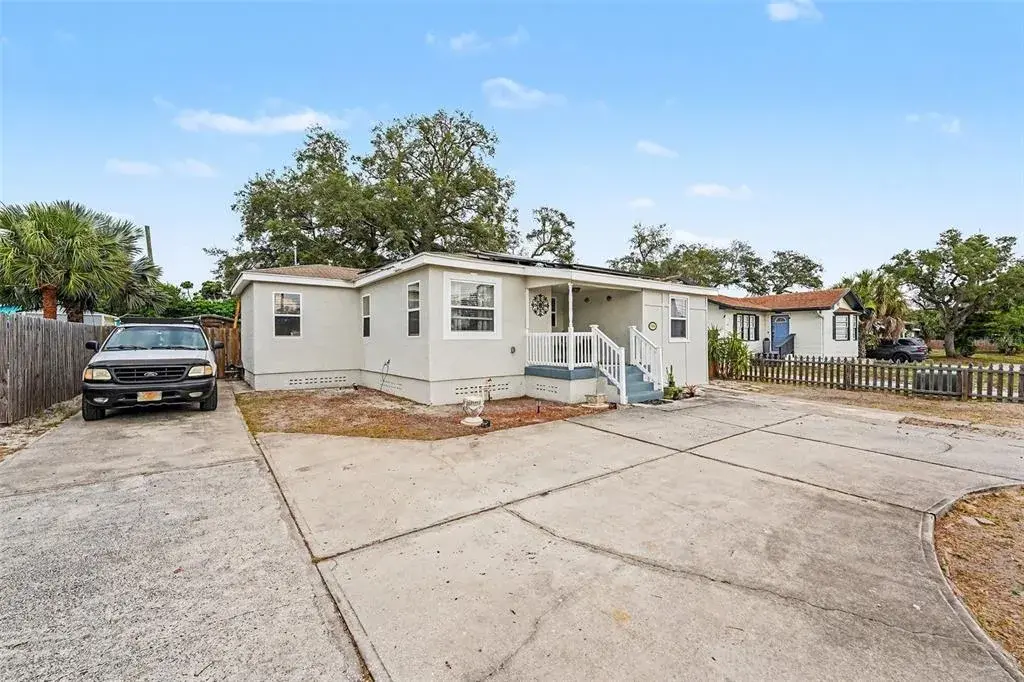 Property for sale at 1464 DRUID ROAD E, CLEARWATER, FL, 33756