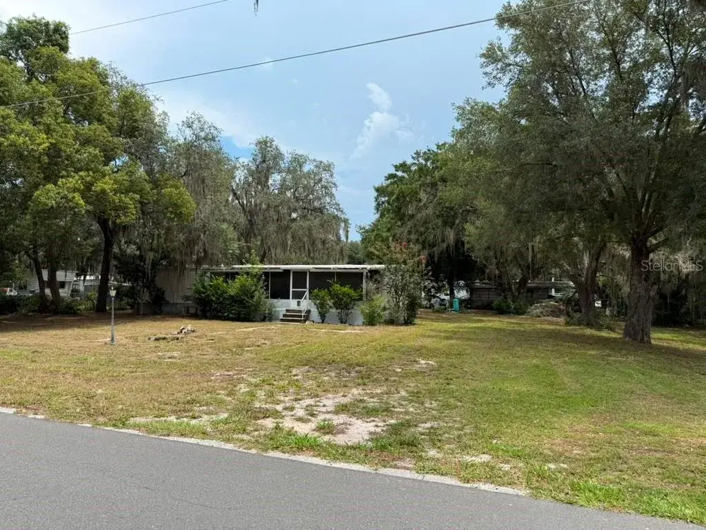 Property for sale at 27416 WALNUT AVENUE, OKAHUMPKA, FL, 34762