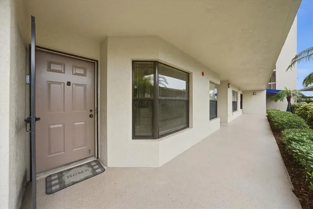 Property for sale at 1332 PASADENA AVENUE S UNIT 102, SOUTH PASADENA, FL, 33707