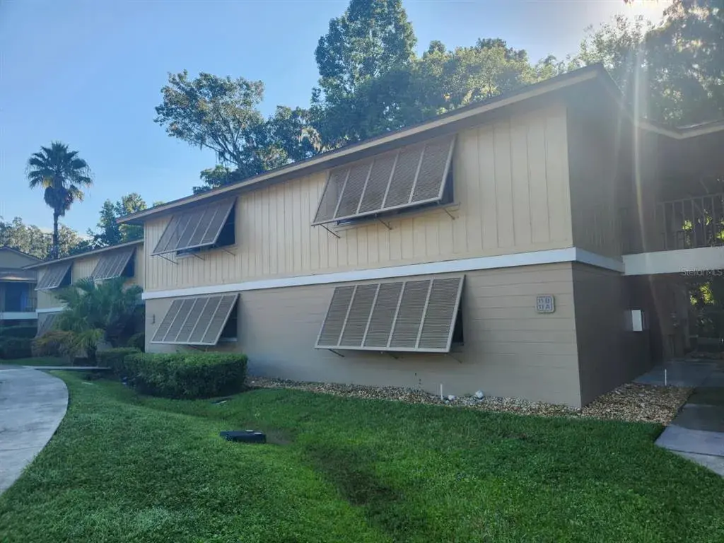 Property for sale at 130 JASMINE WOODS CT UNIT 11B, DELTONA, FL, 32725