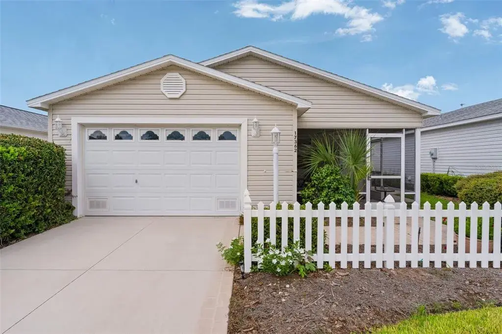 Property for sale at 17362 SE 78TH HARMONY CIRCLE, THE VILLAGES, FL, 32162
