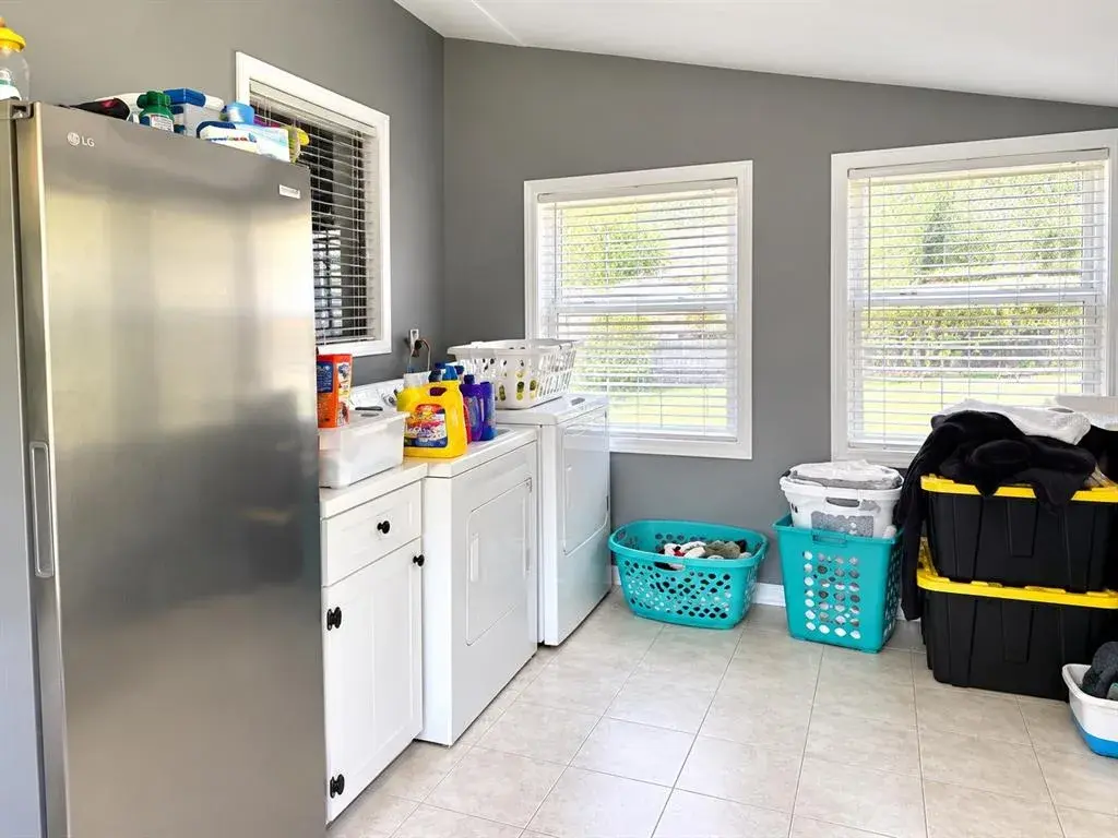 Property for sale at 213 OLEANDER DRIVE, LAKE WALES, FL, 33855