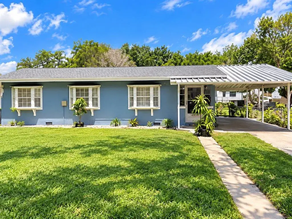 Property for sale at 213 OLEANDER DRIVE, LAKE WALES, FL, 33855
